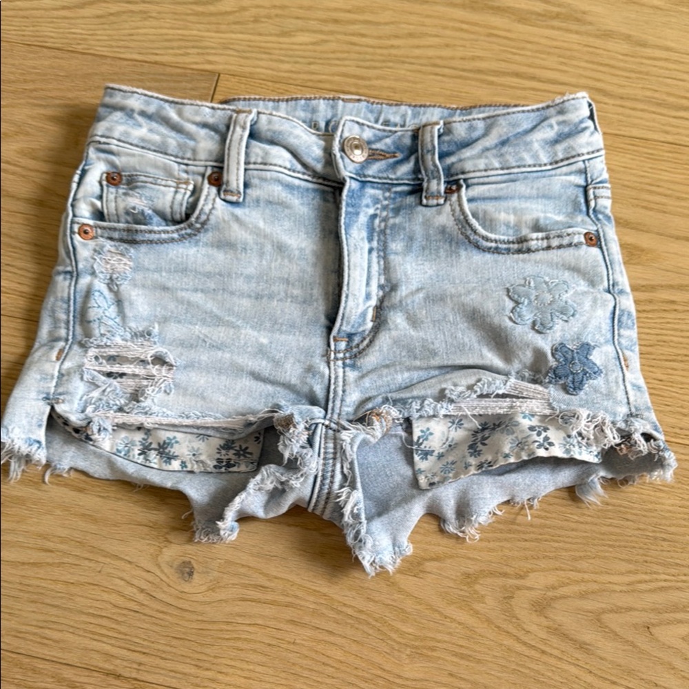 American Eagle flower jean shorts